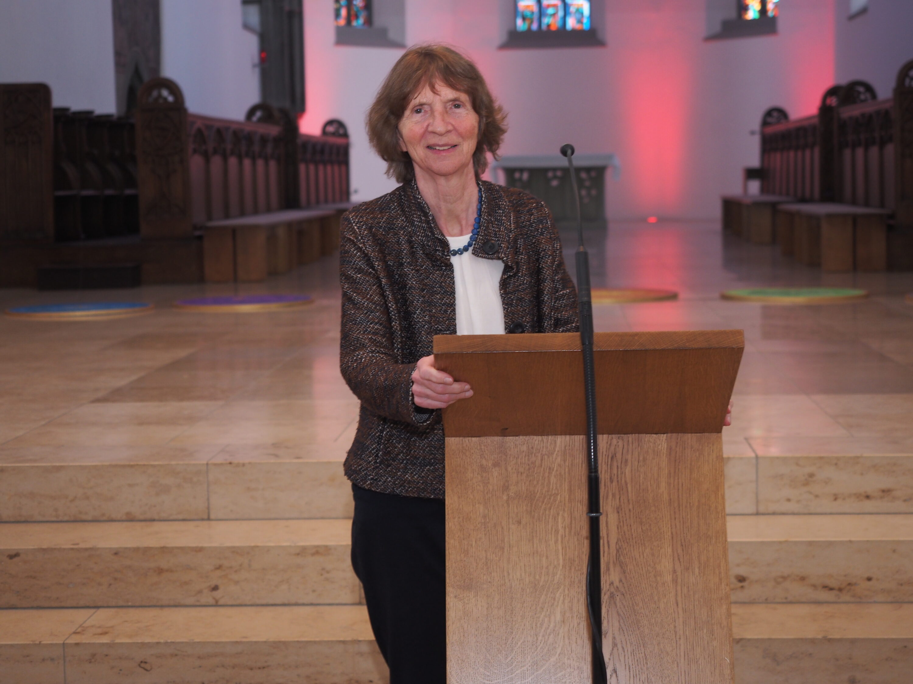 Prof. Dr. Aleida Assmann beim Vortrag